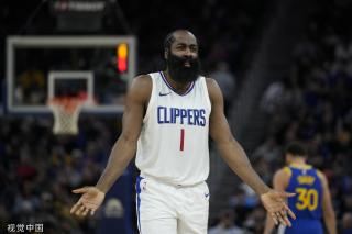 更是对她对 更是对她对