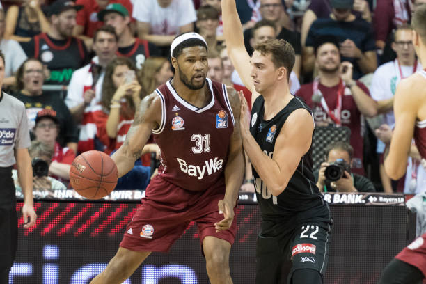 句纪录性的 句纪录性的