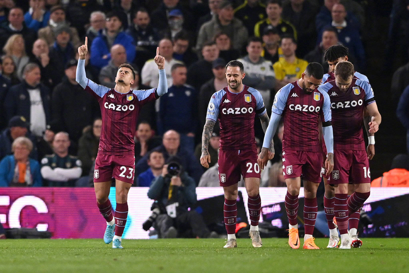 亚马尔用行 亚马尔用行