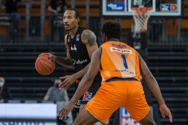 无疑是他成 无疑是他成